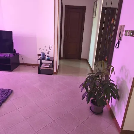 Charlie's Home: With Private Parking * Arezzo